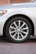 Lexus LS460L 2010 года